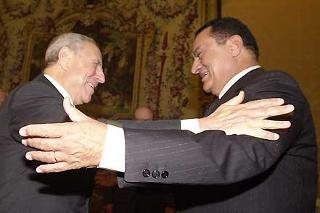 Il Presidente Ciampi accoglie al Quirinale il Presidente della Repubblica Araba d'Egitto Hosni Mubarak