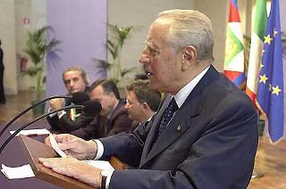 Il Presidente Ciampi durante il suo intervento all'Auditorium del Conservatorio