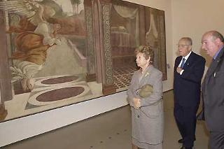 Il Presidente Ciampi con la moglie Franca, insieme al Prof. Paolucci visitano la Mostra &quot;Il Rinascimento in Italia&quot; alle Scuderie Papali del Quirinale