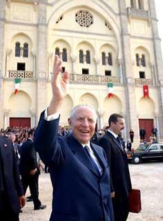 Il Presidente Ciampi al suo arrivo all'Acropolium per l'inaugurazione della Mostra del desing italiano