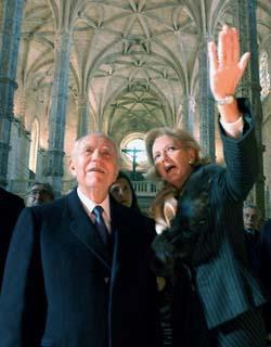 Il Presidente Ciampi durante la visita al Chiostro del Monastero dei Frati di San Girolamo