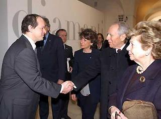 Il Presidente Ciampi in compagnia della moglie Franca al suo arrivo alla Mostra &quot;Diamanti&quot;, alle Scuderie Papali del Quirinale, viene accolto dal curatore Hubert Barì