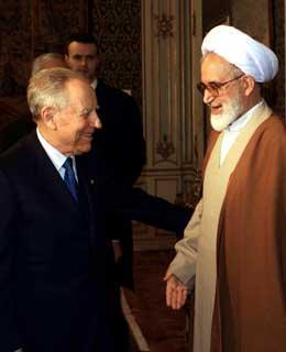 Il Presidente Ciampi riceve nel suo studio al Quirinale il Presidente dell'Assemblea Consultiva Islamica dell'Iran Mehdi Karroubi