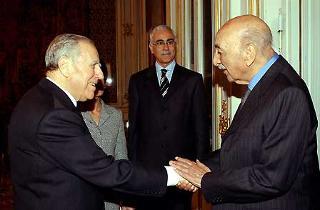 Il Presidente Ciampi accoglie l'ex Re dell'Afghanistan Zair Shah