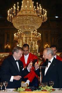 Il Presidente Ciampi con il Presidente della Repubblica Ceca Vaclav Havel durante il brindisi