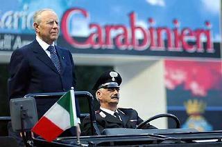 Il Presidente Ciampi alla celebrazione del 188° anniversario di fondazione dell'Arma dei Carabinieri