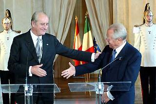 Il Presidente della Repubblica Italiana Carlo Azeglio Ciampi ed il Presidente Federale della Repubblica d'Austria Thomas Klestil al termine delle dichiarazioni alla stampa