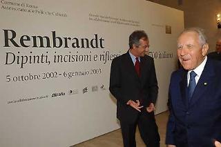 Il Presidente Ciampi con il Sindaco di Roma Walter Veltroni alla cerimonia di inaugurazione della Mostra "Rembrandt, un pittore incisore" alle Scuderie del Quirinale