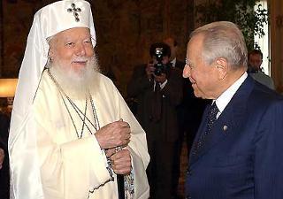 Il Presidente Ciampi con il Patriarca della Chiesa Ortodossa Romena, Sua Beatitudine Teoctist, in occasione dell'incontro al Quirinale