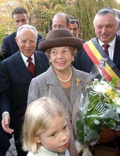 Il Presidente Ciampi e la moglie Franca al loro arrivo al College d'Europe, con il Borgomastro della città di Bruges