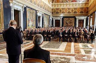 Il Presidente Ciampi durante il suo intervento in occasione della consegna delle decorazioni dell'Ordine Militare d'Italia 2002