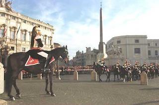 Cambio della Guardia d'Onore, al Palazzo del Quirinale, dal Reggimento Corazzieri in occasione dell'Unità Nazionale e della Festa delle Forze Armate