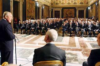Il Presidente Ciampi rivolge il suo indirizzo di saluto,in occasione della cerimonia per lo scambio di auguri di Natale e Capodanno, con le Magistrature della Repubblica