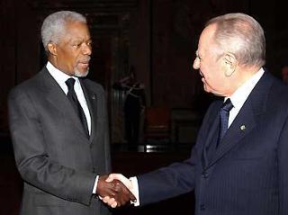 Il Presidente Ciampi accoglie Kofi Annan, Segretario generale dell'ONU