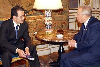 Il Presidente Ciampi con Romano Prodi, Presidente della Commissione Europea, durante i colloqui al Quirinale