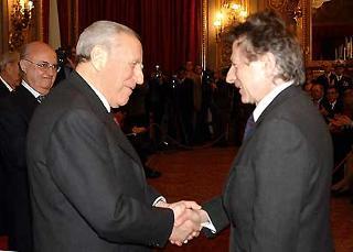 Il Presidente Ciampi con Roman Polanski in occasione della cerimonia al Quirinale con i candidati ai Premi David di Donatello