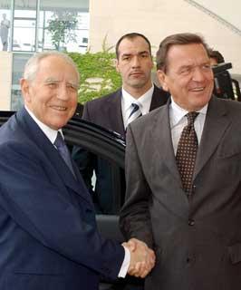 Il Presidente Ciampi con il Cancelliere Federale Gerhard Schroeder