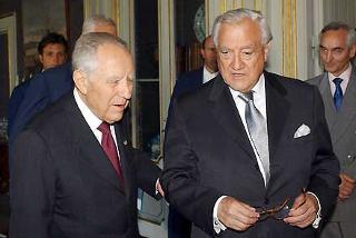 Il Presidente Ciampi ed il Presidente del Senato della Repubblica Francese Christian Poncelet, in occasione dell'incontro al Quirinale