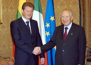 Il Presidente Ciampi accoglie Rolandas Paksas, Presidente della Repubblica di Lituania