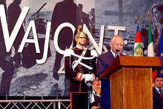 Il Presidente Ciampi durante i suo intervento al Palazzetto dello Sport, in occasione del 40°anniversario della tragedia del Vajont