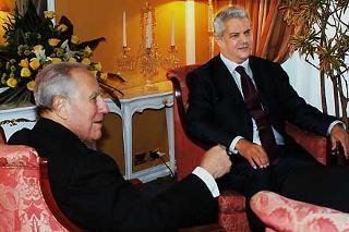 Il Presidente Ciampi con Adrian Nastase, Primo Ministro di Romania, durante il colloquio, a margine, della colazione in onore del Capo dello Stato
