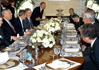 Un momento del &quot;lunch&quot; offerto dal Presidente USA, George W. Bush alla Casa Bianca, in onore del Presidente della Repubblica Carlo Azeglio Ciampi