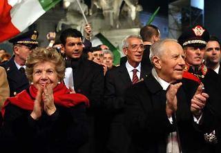Il Presidente Ciampi con la moglie Franca durante il concerto di Capodanno