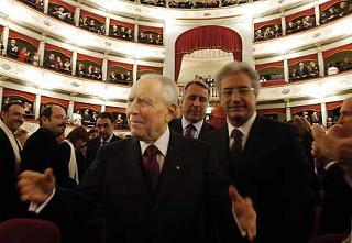 Il Presidente Ciampi al suo arrivo questa al rinnovato Teatro Goldoni