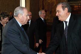 Il Presidente Ciampi con Sergio Billè, Presidente della Confcommercio in occasione dell'incontro al Quirinale