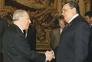 Il Presidente Ciampi accoglie il Presidente della Repubblica di Costarica Abel Pacheco de la Espriella