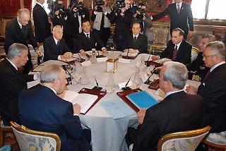 Un momento della riunione del Consiglio supremo di difesa presieduto dal Presidente della Repubblica Carlo Azeglio Ciampi