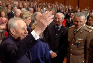 Il Presidente Ciampi nella sala Santa Cecilia del Parco della Musica in occasione del concerto eseguito dalla Banda dell'Esercito