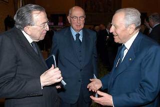 Il Presidente Ciampi con Giulio Andreotti e Giorgio Napolitano a Montecitorio, in occasione della cerimonia celebrativa del Centenario della nascita di Giovanni Malagodi