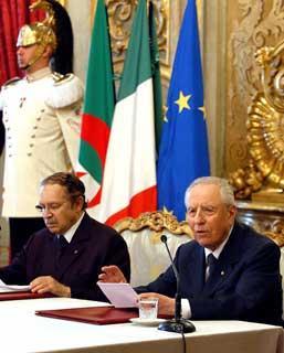 Il Presidente Ciampi con Abdelaziz Bouteflika, Presidente della Repubblica Algerina Democratica e Popolare
