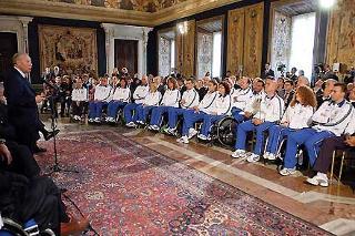 Il Presidente Ciampi, rivolge il suo saluto agli Atleti vincitori di Medaglie alle Paralimpiadi di Atene 2004, in occasione dell'incontro al Quirinale
