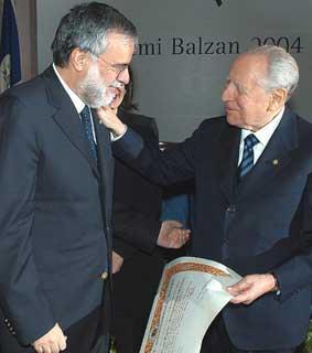 Il Presidente Ciampi, consegna il Premio Balzan 2004 al Prof.Andrea Riccardi, Fondatore della Comunità di S.Egidio