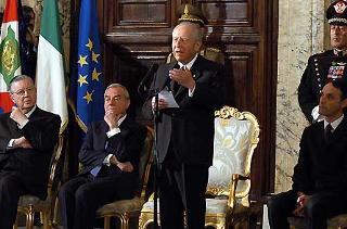 L'intervento del Presidente Ciampi, in occasione della cerimonia di consegna della Medaglia d'Oro al Merito Civile alla bandiera della Croce Rossa Italiana