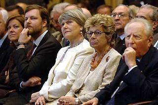 Il Presidente Ciampi con la moglie Franca ed i familiari di Beniamino Andreatta alla cerimonia di presentazione del volume &quot;La riforma dell'ONU&quot;