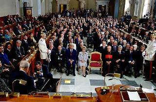Il Presidente Ciampi, durante il suo intervento nell'Aula Giulio Cesare in Campidoglio, in occasione della cerimonia di conferimento della cittadinanza onoraria