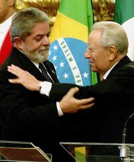 Il Presidente Ciampi con Luiz Inacio Lula Da Silva, Presidente della Repubblica Federativa del Brasile al termine delle dichiarazioni alla stampa