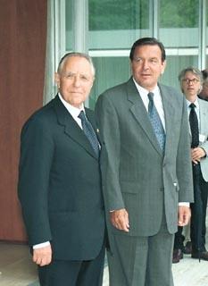 Visita ufficiale del Presidente della Repubblica nella Repubblica Federale di Germania. Il Presidente Ciampi con il Cancelliere Gerhard Schroeder