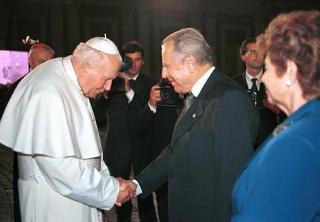 Cerimonia di benedizione della Facciata restaurata della Basilica di San Pietro - Il Presidente Ciampi con Sua Santità Giovanni Paolo II