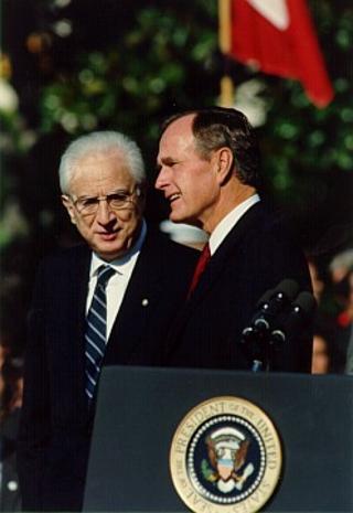 Il Presidente della Repubblica Francesco Cossiga con il Presidente George Bush in visita di Stato negli Stati Uniti