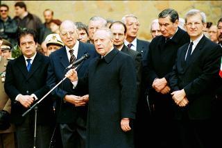 Intervento del Presidente della Repubblica alla cerimonia commemorativa del 56° anniversario dell'eccidio delle Fosse Ardeatine, Roma, Mausoleo Ardeatino