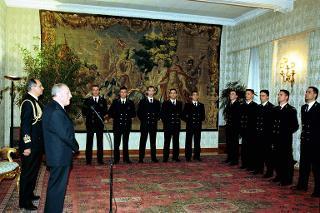 Incontro con una delegazione di Allievi della Scuola Sottufficiali della Marina di Taranto, in servizio di Guardia d'Onore al Palazzo del Quirinale