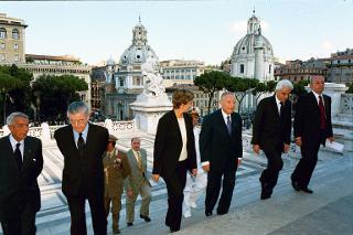 Intervento del Presidente della Repubblica al Complesso Monumentale del Vittoriano in occasione dell'apertura dell'anno scolastico 2000/2001