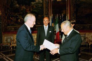 S.E. Sig. Arturo Gangotena Guarderas, nuovo Ambasciatore dell'Ecuador: presentazione delle Lettere credenziali, Palazzo del Quirinale