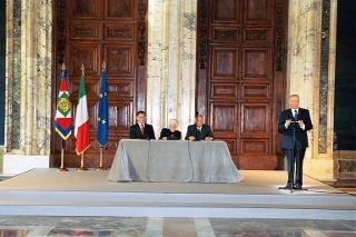 Incontro con l'On. Willer Bordon, Ministro dell'Ambiente, con l'On. Guido Pollice, Presidente delle Associazioni "Verdi Ambiente e Società" e "Green Cross Italia", la Prof.ssa Rita Levi Montalcini, Presidente Onorario di "Green Cross Italia" ed i vincitori della 9^ edizione del Concorso Nazionale ed Internazionale "Immagini per la Terra"