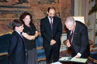 Incontro con il Dott. Umberto Guidoni, con la moglie ed il figlio, accompagnati dal Presidente dell'Agenzia Spaziale Italiana, On. Prof. Sergio De Jiulio