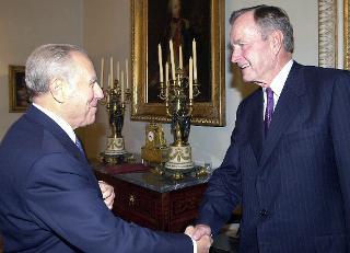 Incontro con l'ex Presidente degli Stati Uniti d'America, George Bush